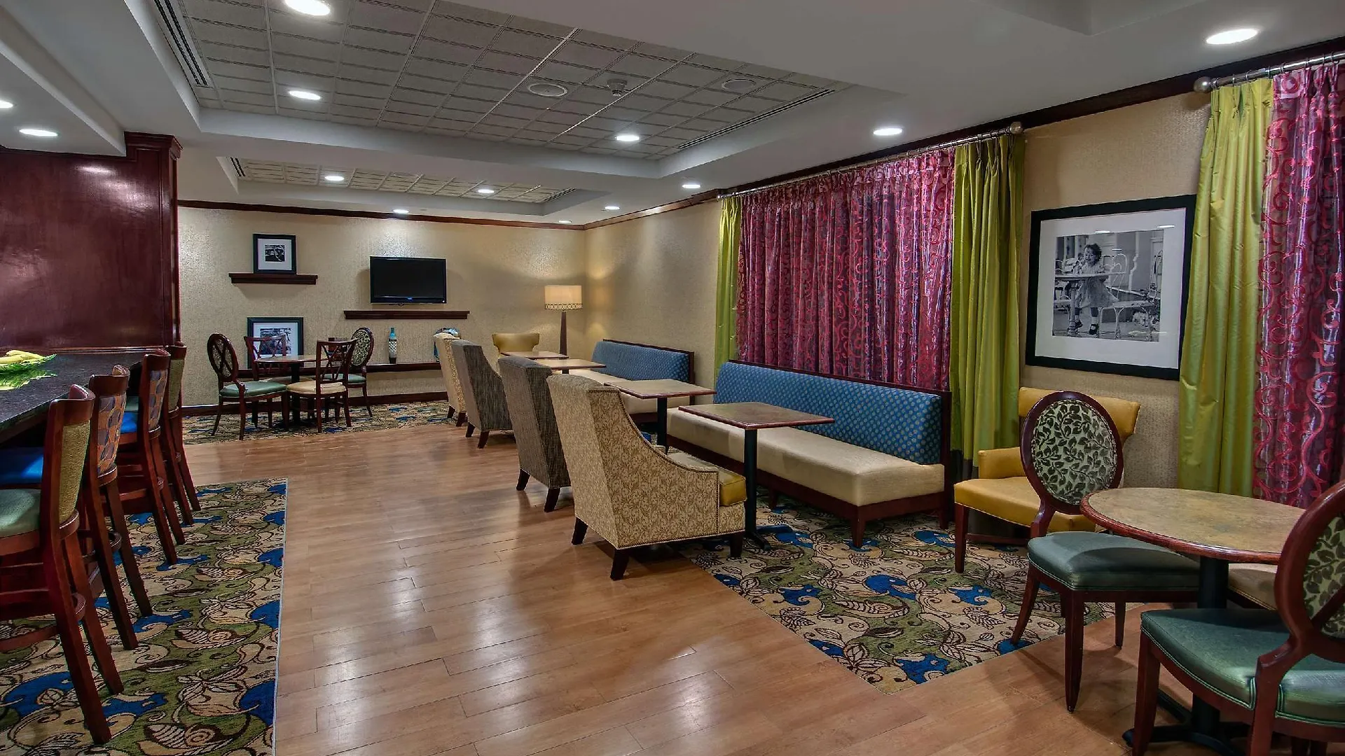 Hampton Inn Newport News-Yorktown Hotel