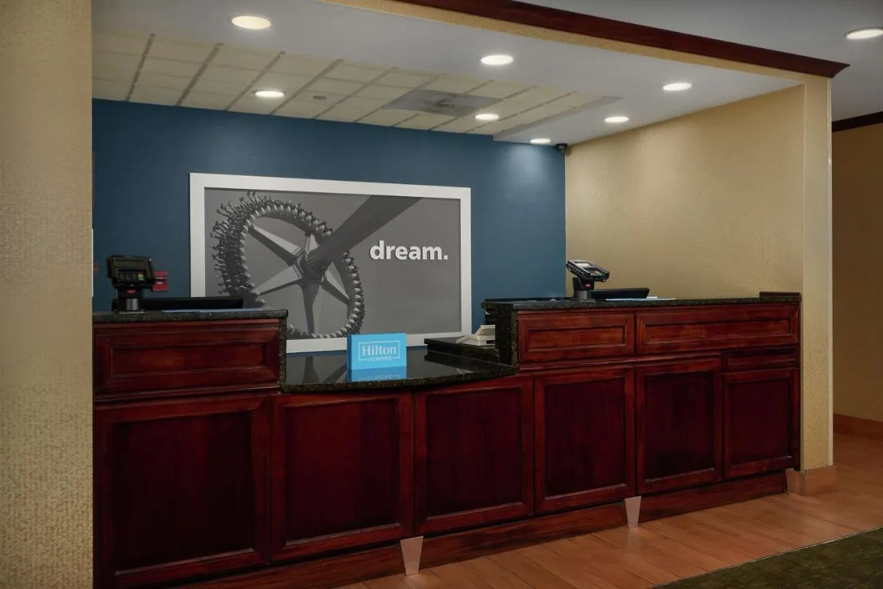 Hampton Inn Newport News-Yorktown Hotel